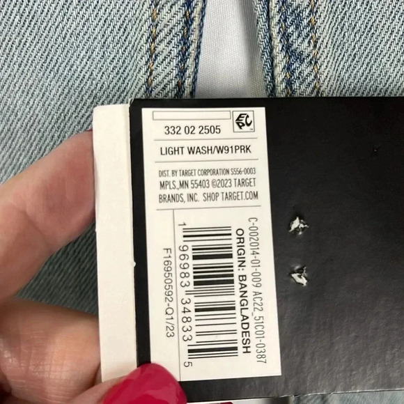 Art Class Boys Jeans 6 Light Wash Relaxed Straight Fit Adj Waist Pockets NWT - Picture 6 of 9